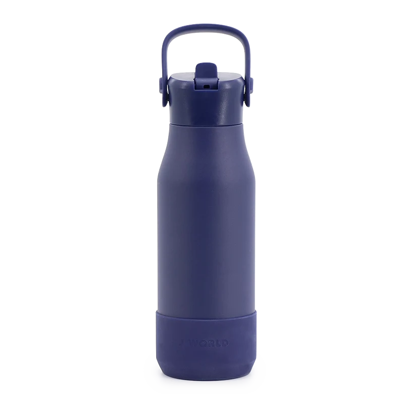 Flowee 22oz Insulated Water Bottle in Navy - JWorldstore